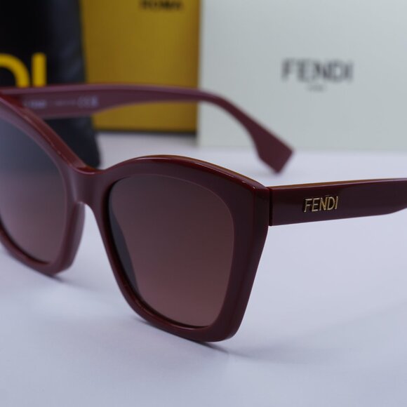 Fendi FE40151I 66F Butterfly Sunglasses - Red/Brown main image 6